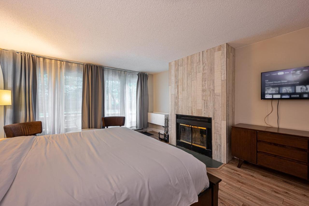Le Domaine Chambre d'hôtel à Saint-Sauveur-des-Monts Extérieur photo