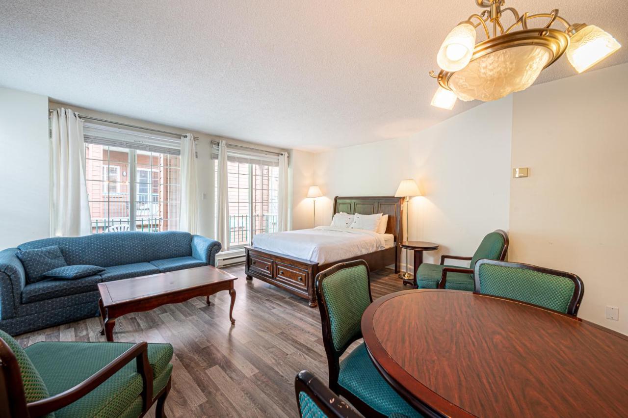 Le Domaine Chambre d'hôtel à Saint-Sauveur-des-Monts Extérieur photo