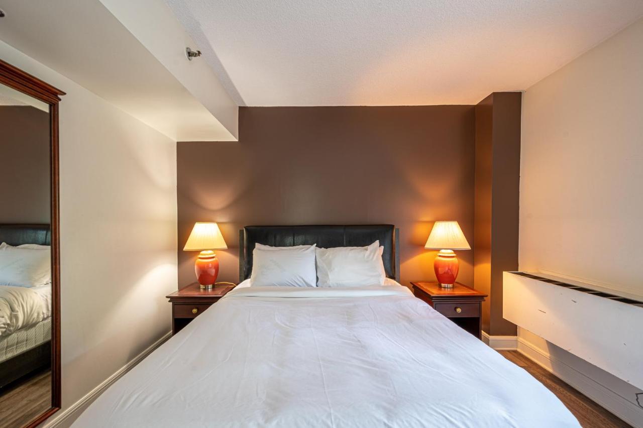 Le Domaine Chambre d'hôtel à Saint-Sauveur-des-Monts Extérieur photo