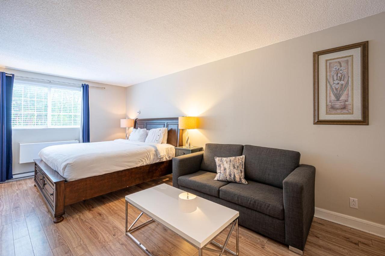 Le Domaine Chambre d'hôtel à Saint-Sauveur-des-Monts Extérieur photo