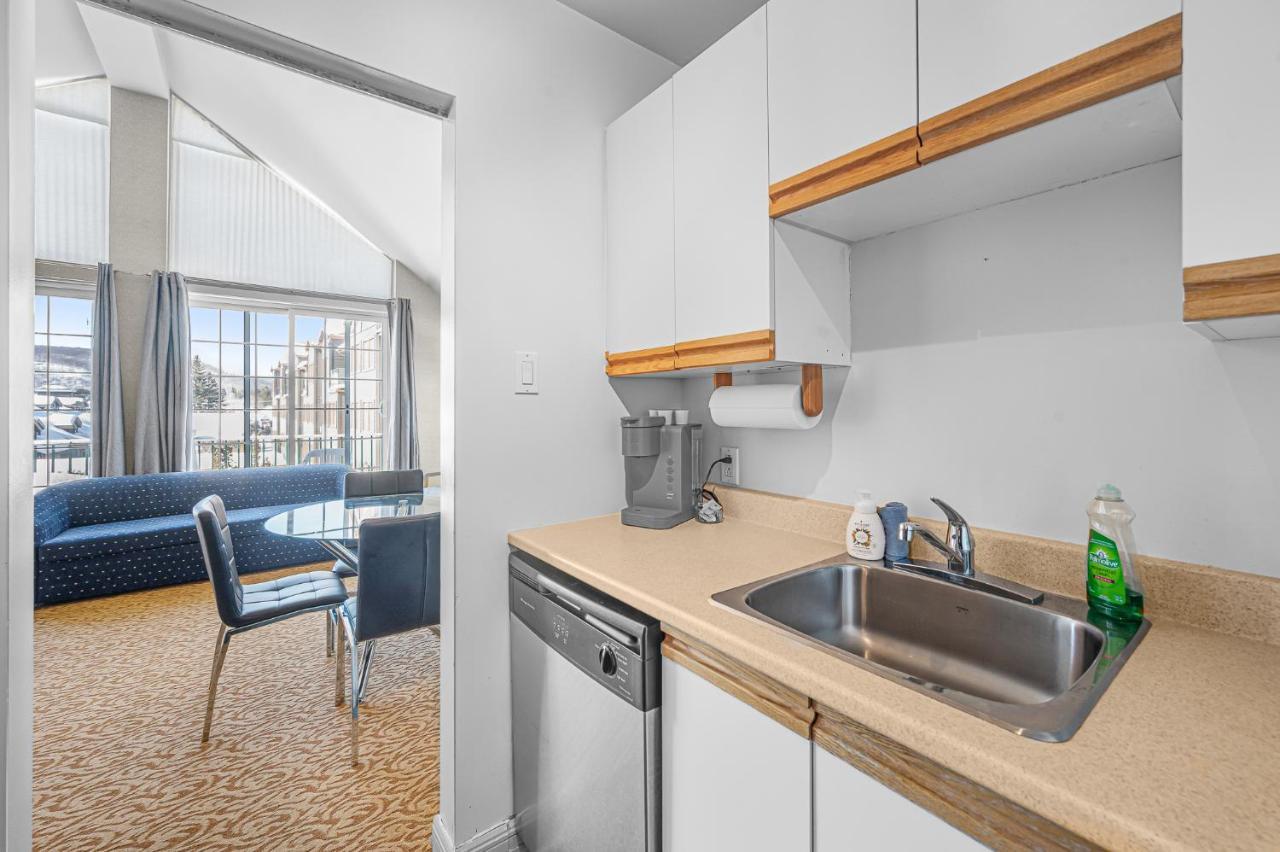 Le Domaine Chambre d'hôtel à Saint-Sauveur-des-Monts Extérieur photo