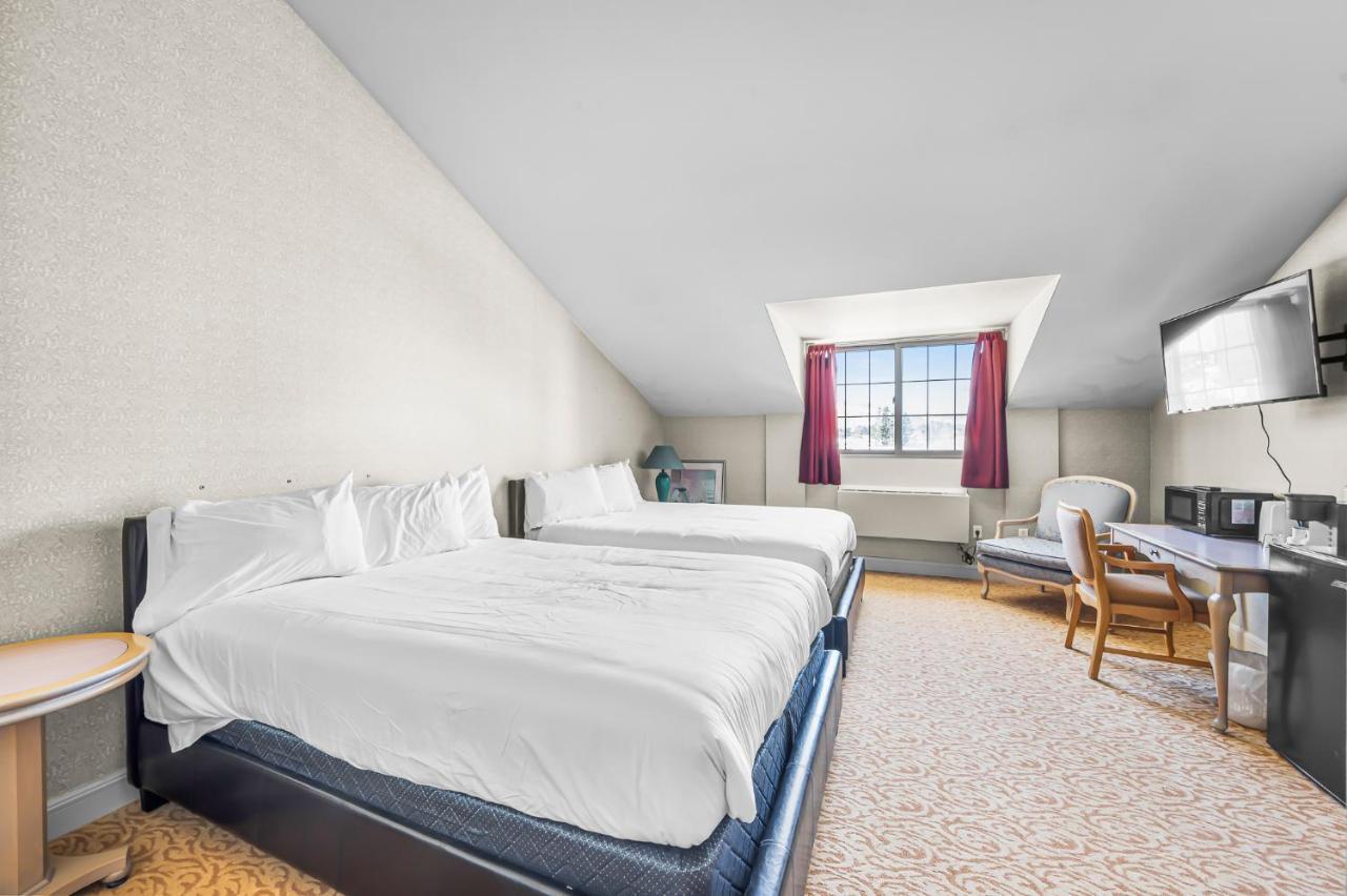 Le Domaine Chambre d'hôtel à Saint-Sauveur-des-Monts Extérieur photo